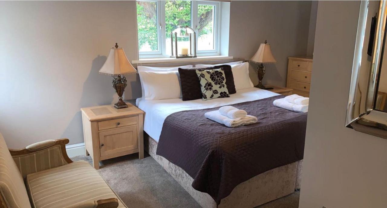 The Curious Fox Bed & Breakfast 5*