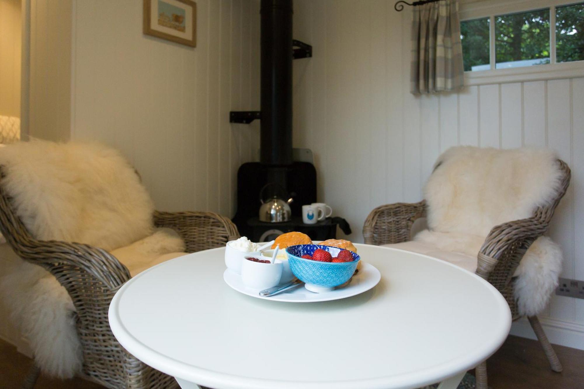 Apartment The Bailey Shepherd's Hut And *