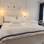 Acorn Cottage