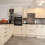 Acorn Cottage