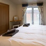 Wren Lodge