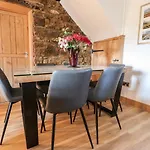 Moss Side Retreat