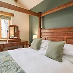 Ash Cottage
