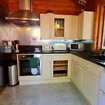 Secluded 3Bed Lodge With Hot Tub North Yorkshire