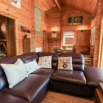 Gisburn Forest Lodge