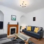 Comfortable 3 Bed Cottage In The Heart Of Skipton