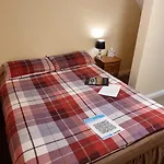 Town House B & B
