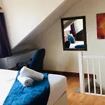 Riverside Retreat Sleeps 7