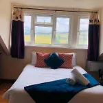 Riverside Retreat Sleeps 7