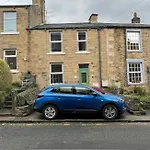 Arthur\'S Cottage