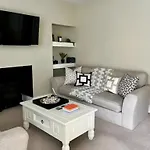 Queens Cottage