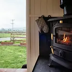 Crown Cottage Farm
