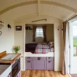 Crown Cottage Farm