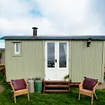 Crown Cottage Farm