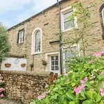 Daisy\'S Holiday Cottage