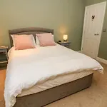 15 Tannery Lane