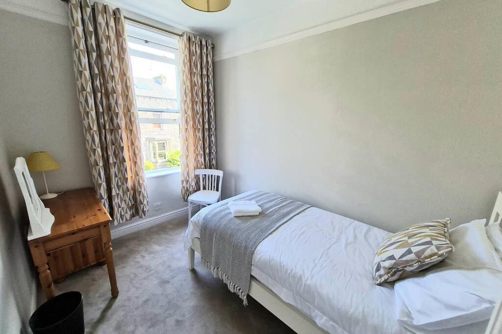 Westfield House - Characterful 7 Bedroom Townhouse