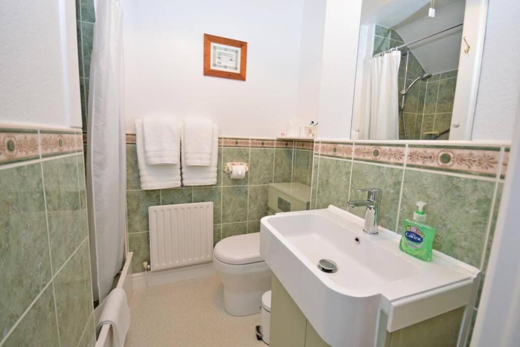 Westfield House - Characterful 7 Bedroom Townhouse Casa de férias
