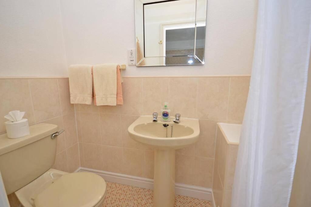 Westfield House - Characterful 7 Bedroom Townhouse Casa de férias
