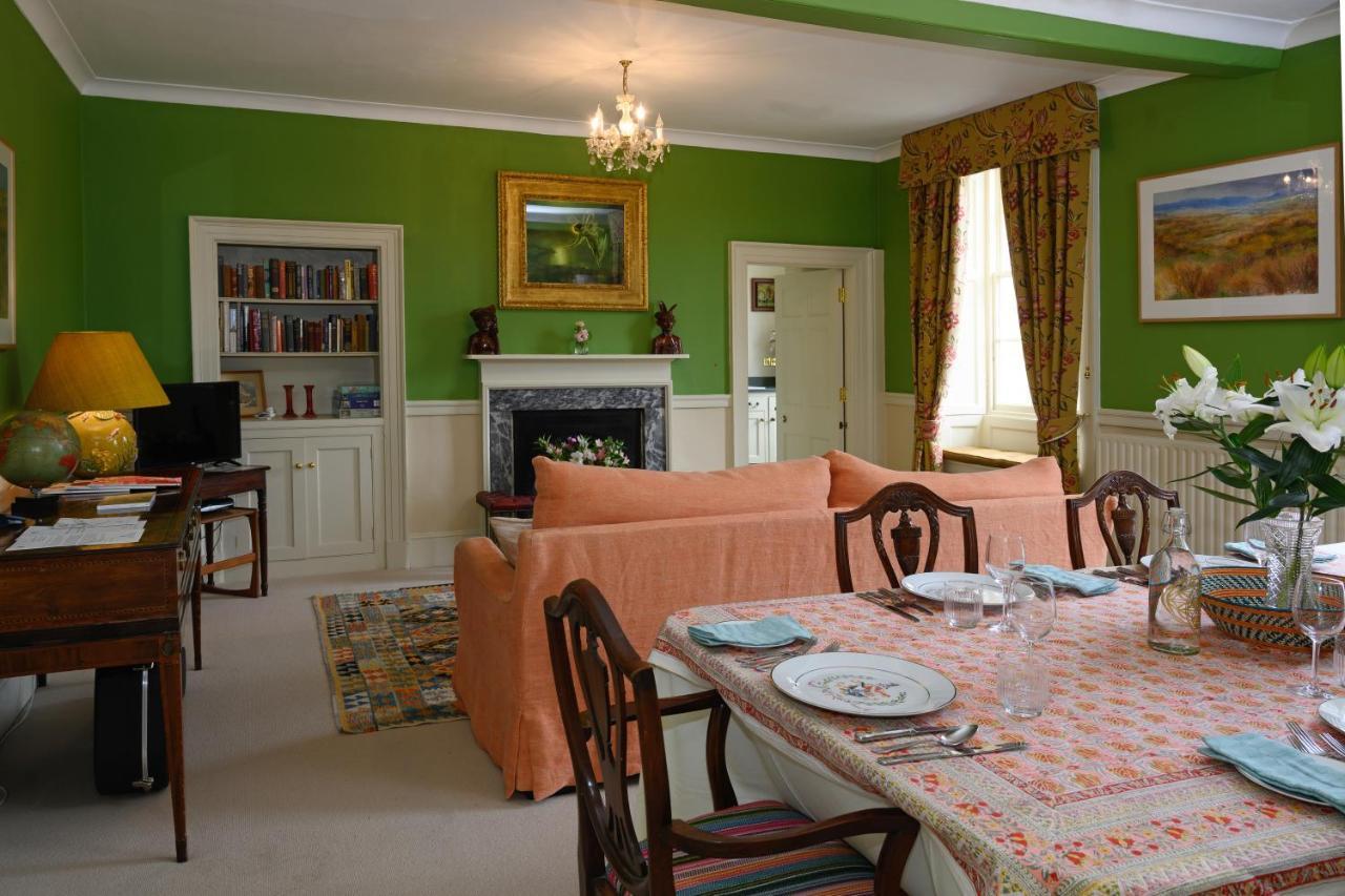 Bell Flat In Broughton Hall * Skipton