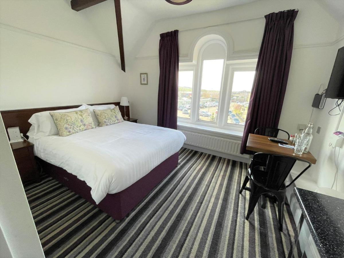 The Unicorn Bed & Breakfast 4*