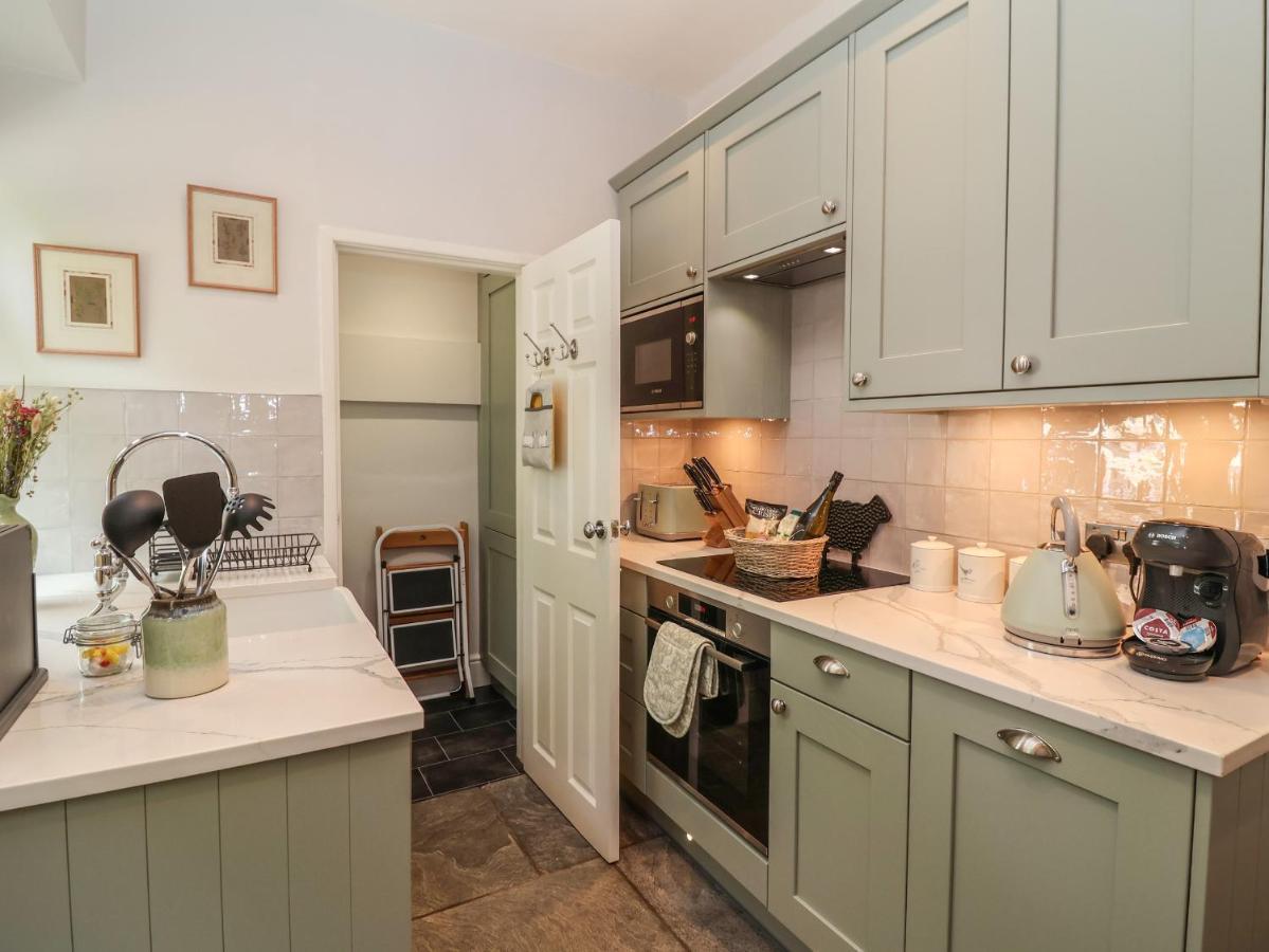 No 4 Embsay * Skipton