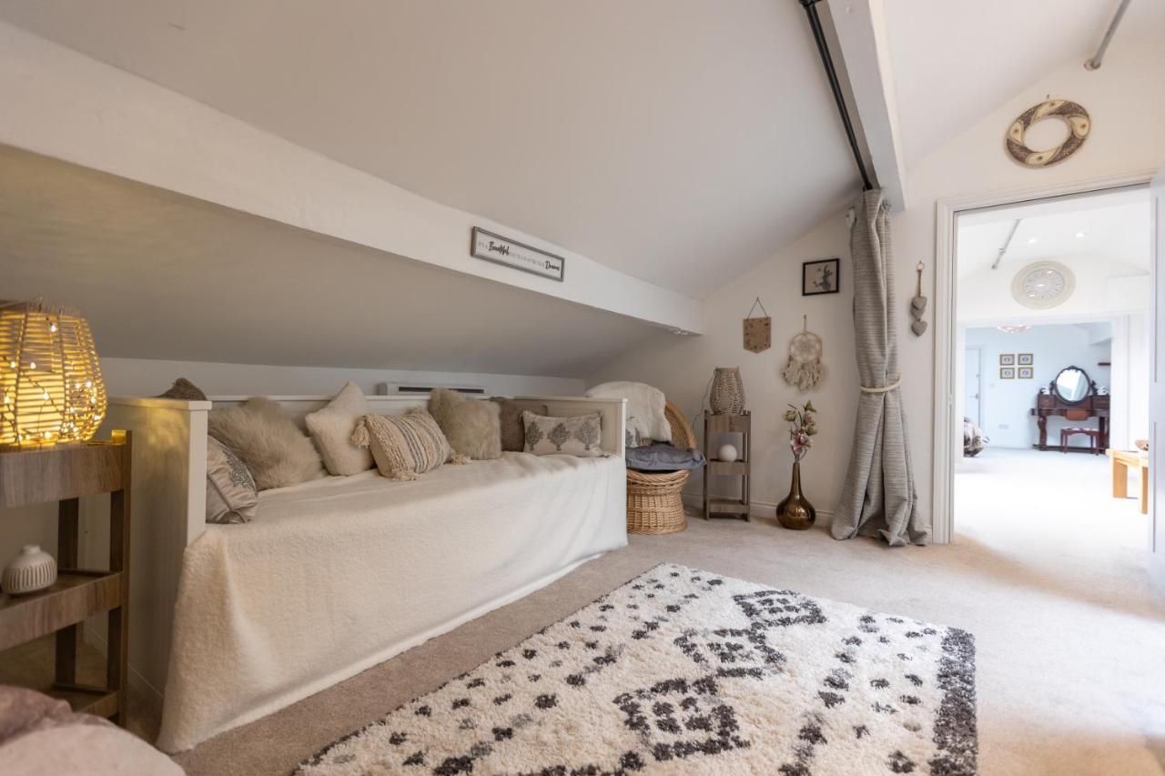 The Amazing Attik Apartment