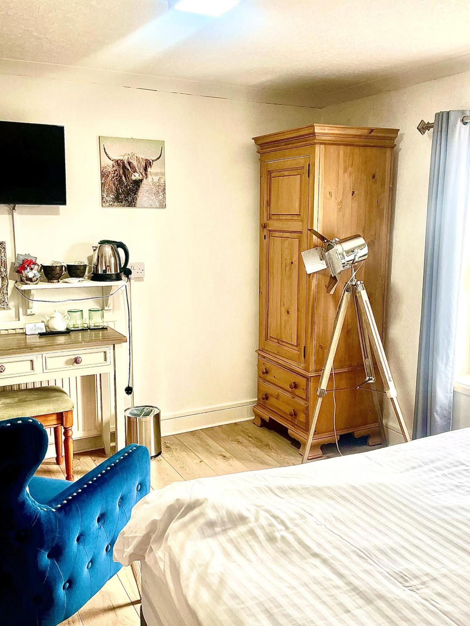 Highfield Guesthouse 4*