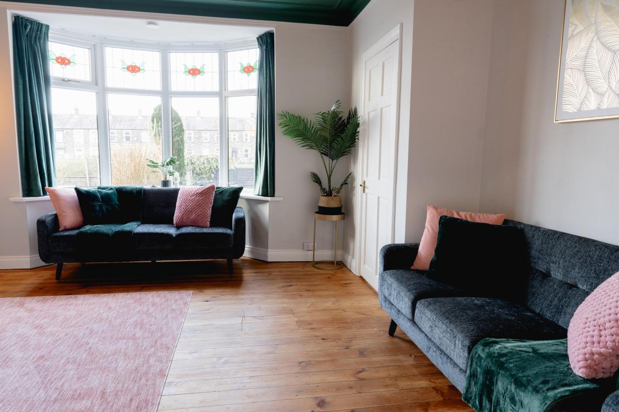 Bowling Terrace By Above Rubies - Stylish, 3 Bedroom, Pet Friendly House In * Skipton