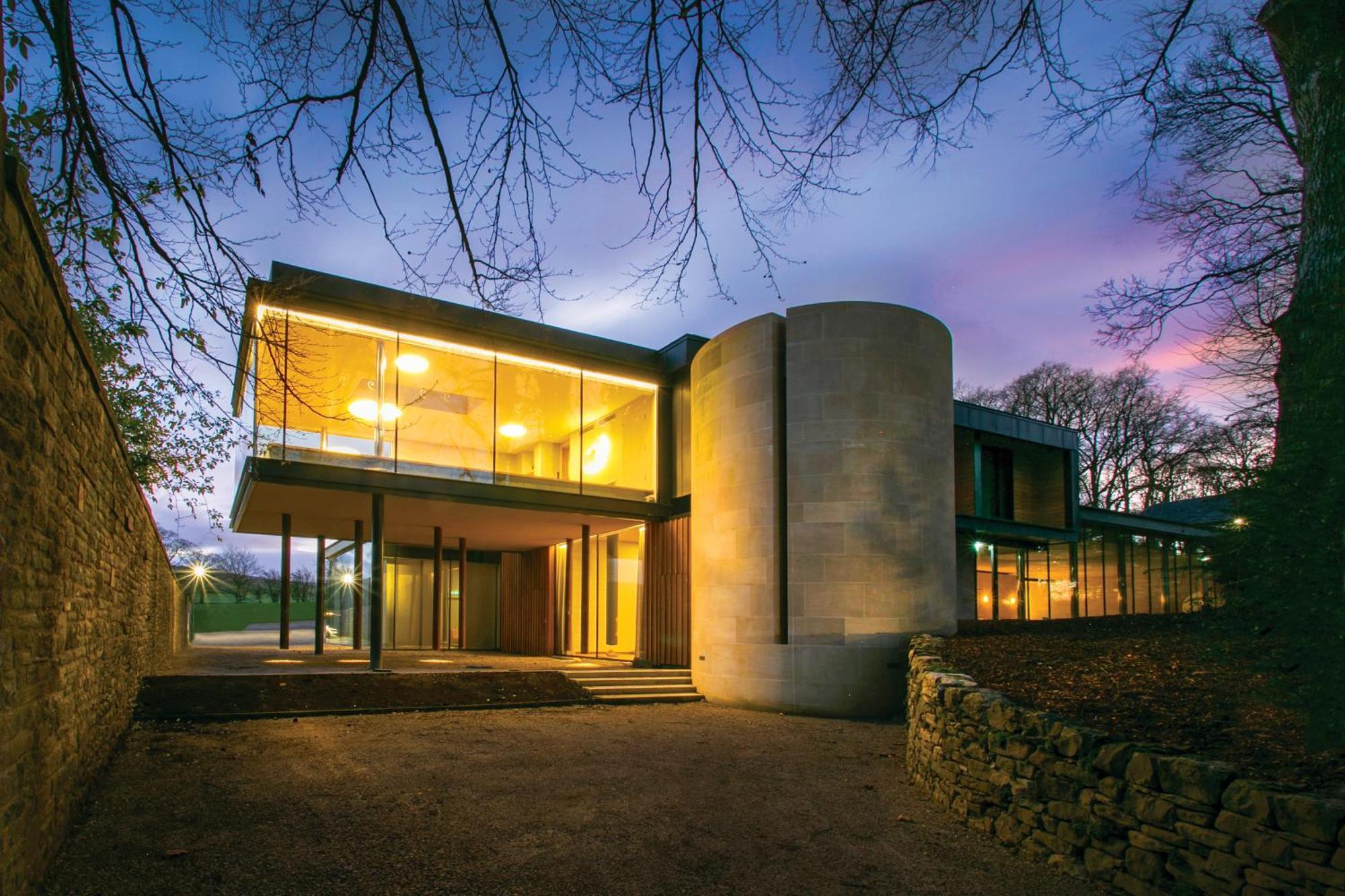 Apartment Chapel Flat In Broughton Hall