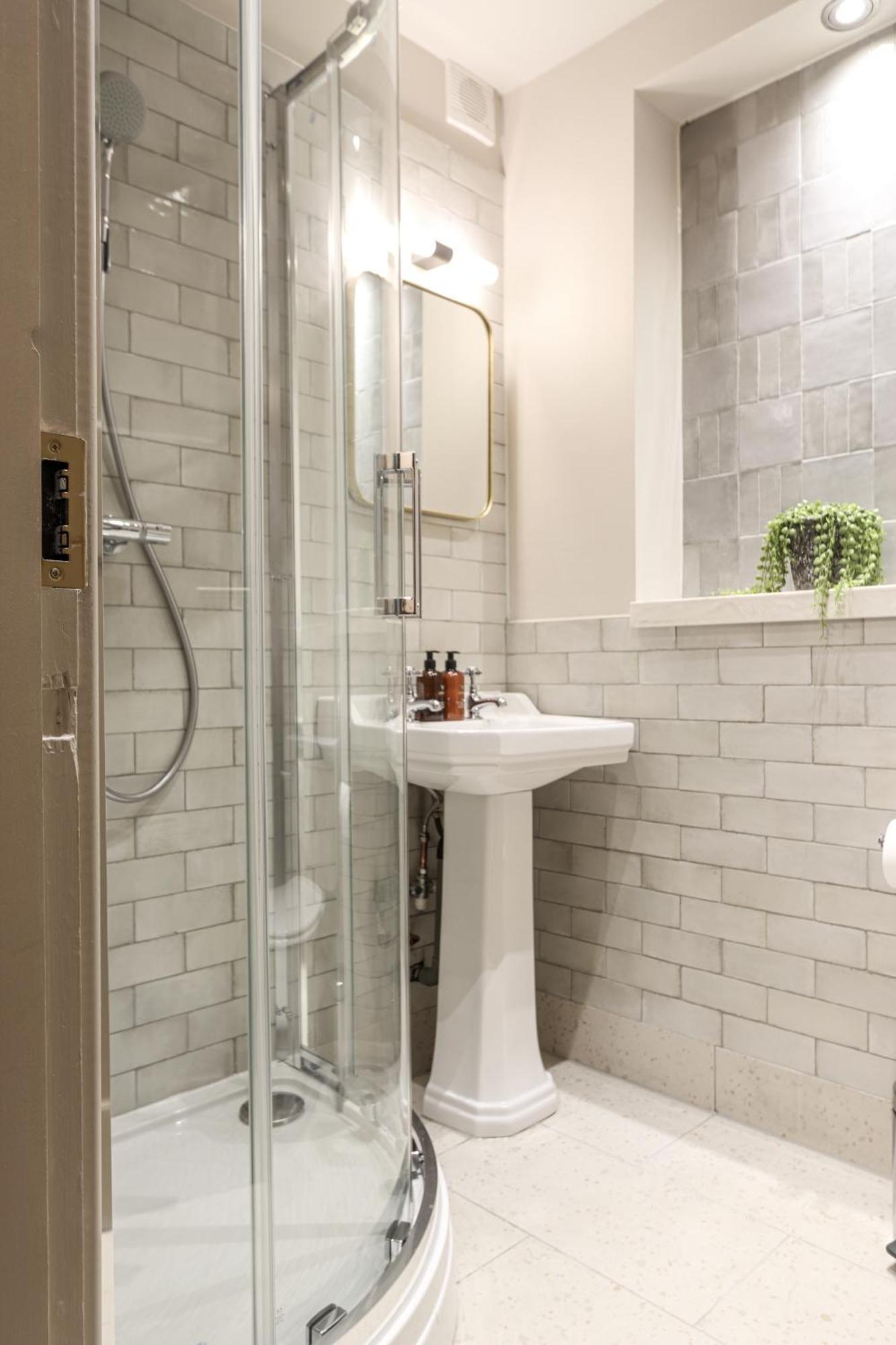 Inn The Tempest Arms 4*