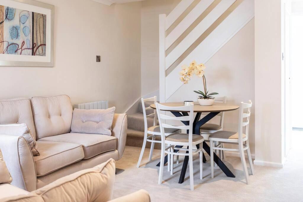 'the Cobbles' - Central, Stylish, Garden, Views Holiday home Skipton