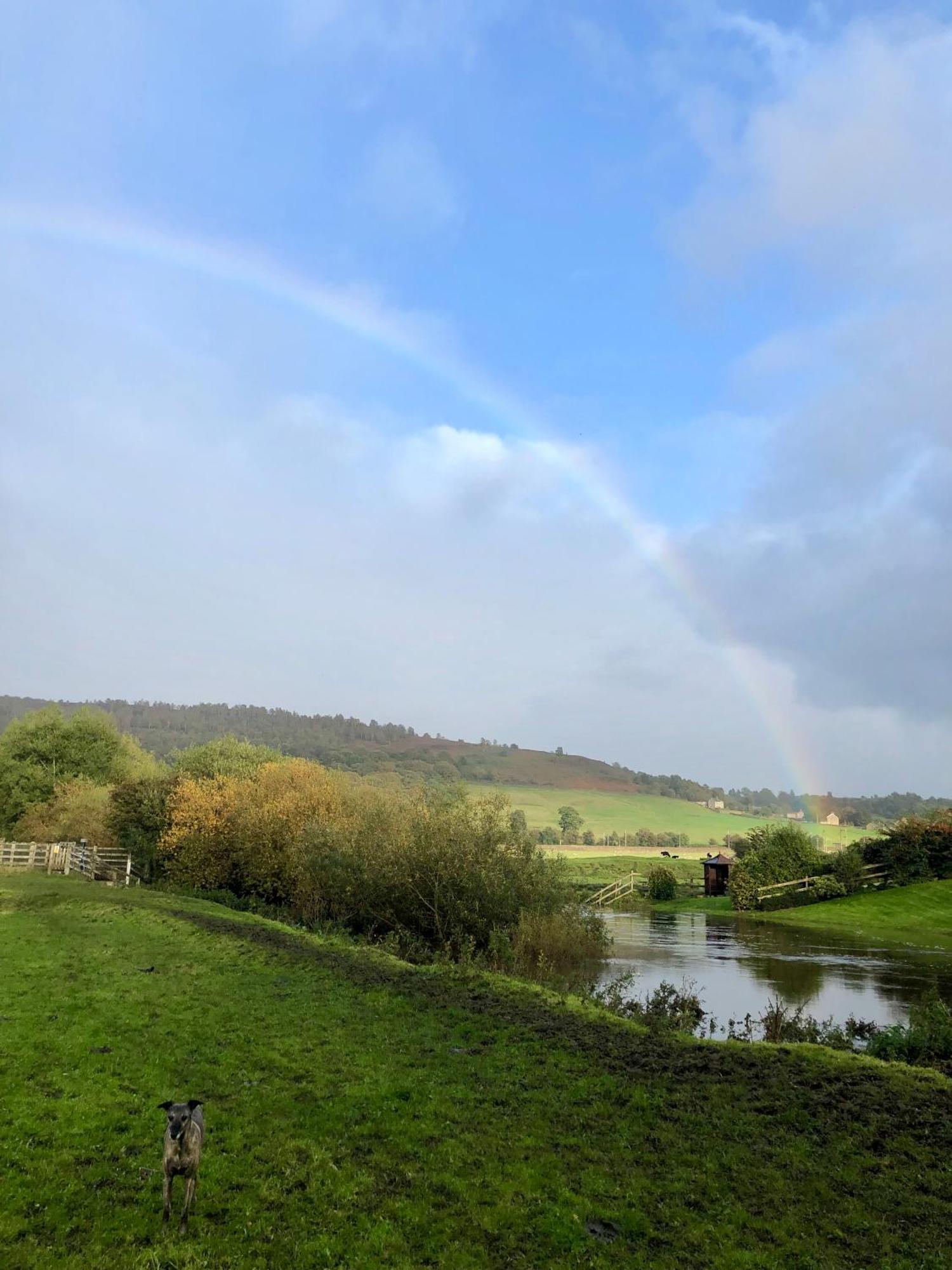 Riverside Retreat Sleeps 7 *