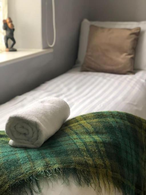 Holiday home Riverside Retreat Sleeps 7 *