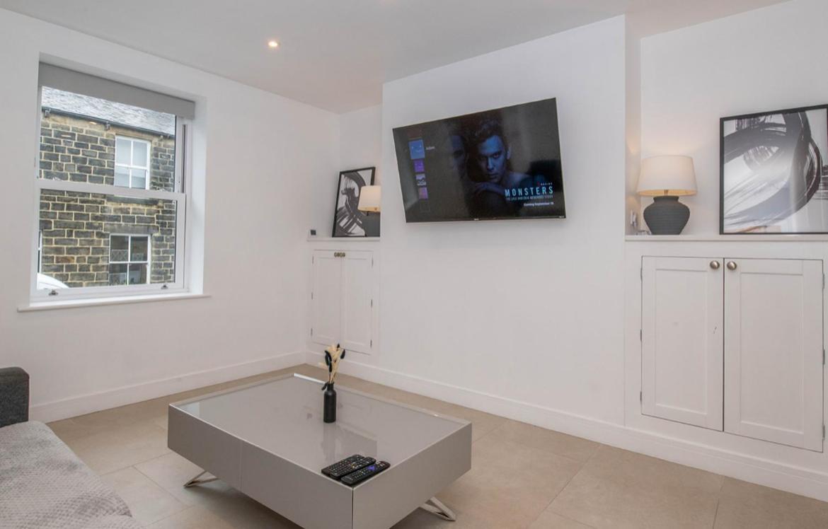 - Devonshire Court Apartment *