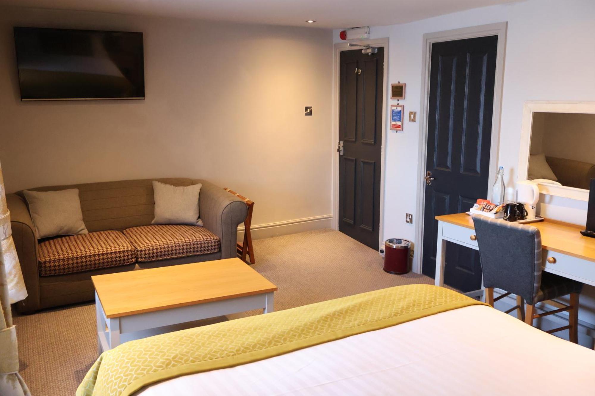 The Woolly Sheep Inn 4*