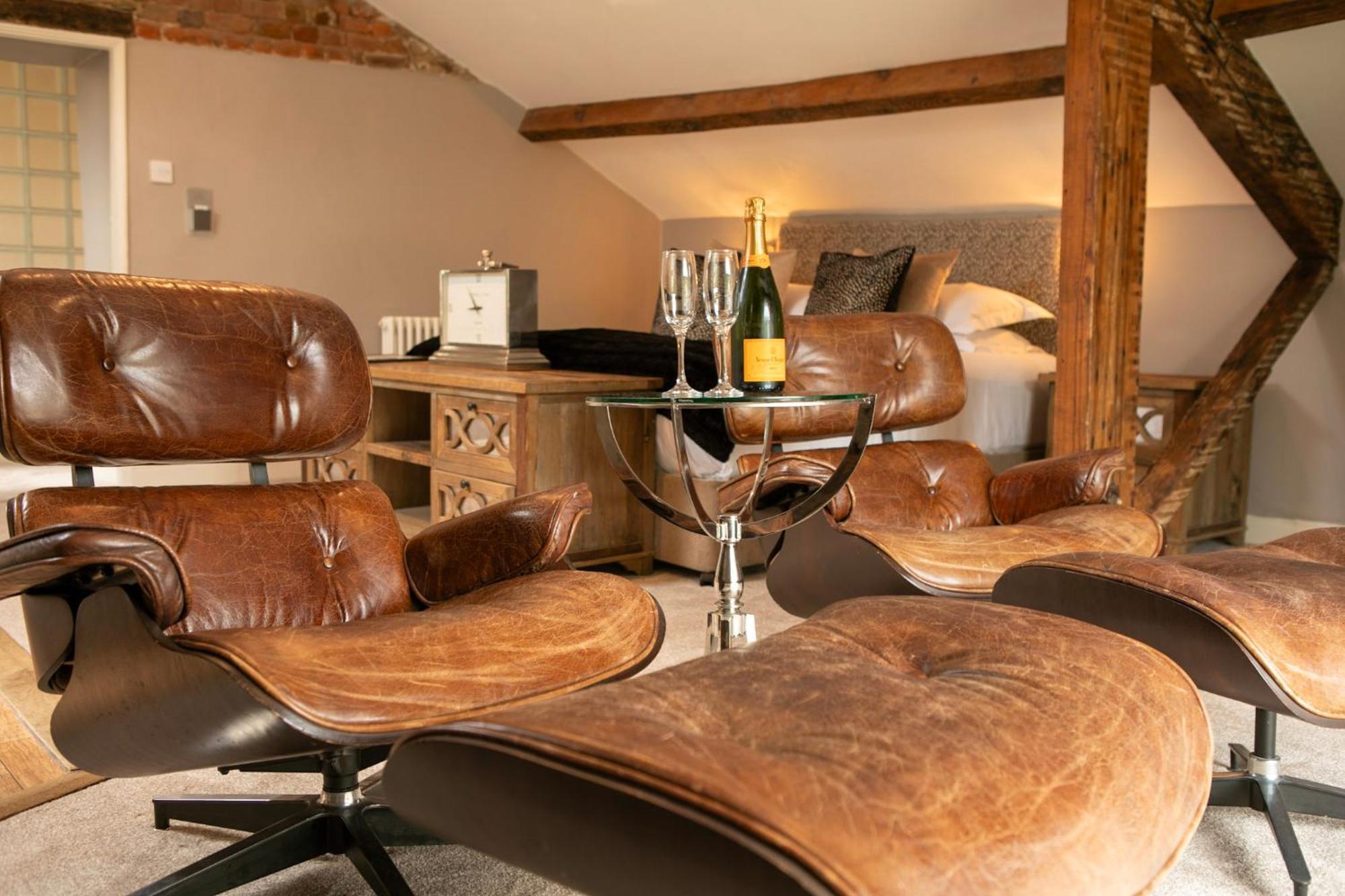 The Coach House Inn
