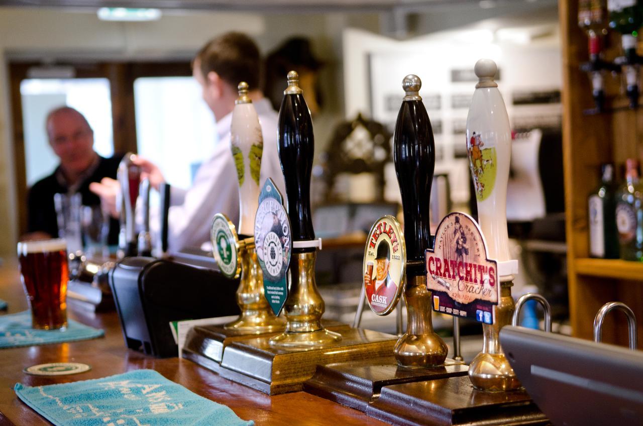 The Boars Head 3* Long Preston