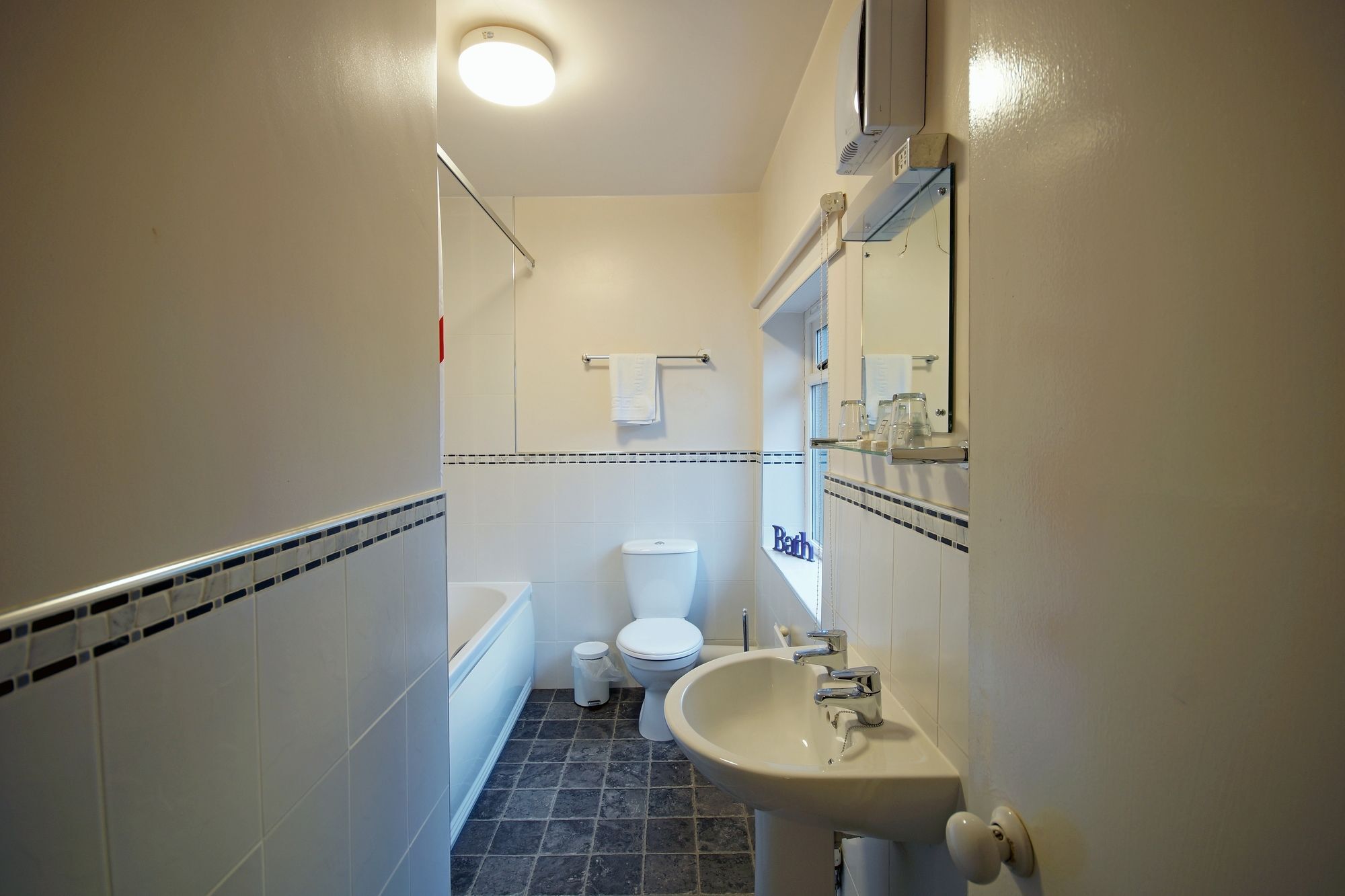 Devonshire Arms Hotel Cracoe