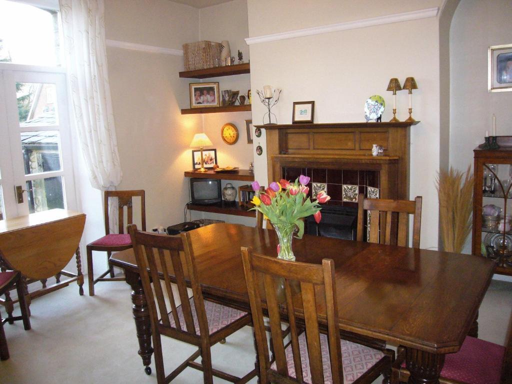 Rockwood House Bed & Breakfast