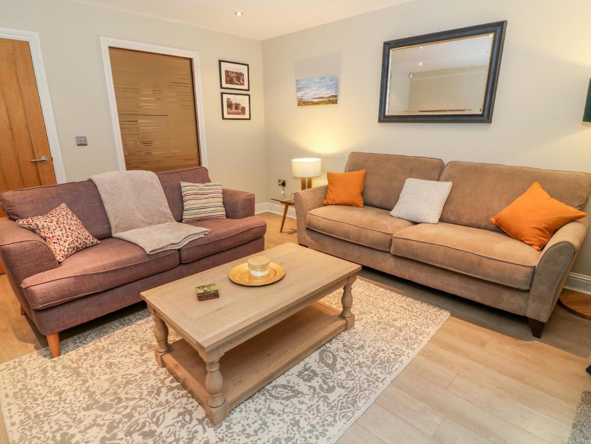 15 Tannery Lane *