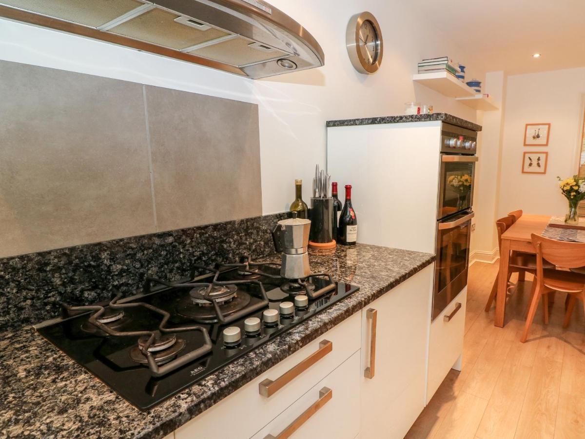 15 Tannery Lane Holiday home