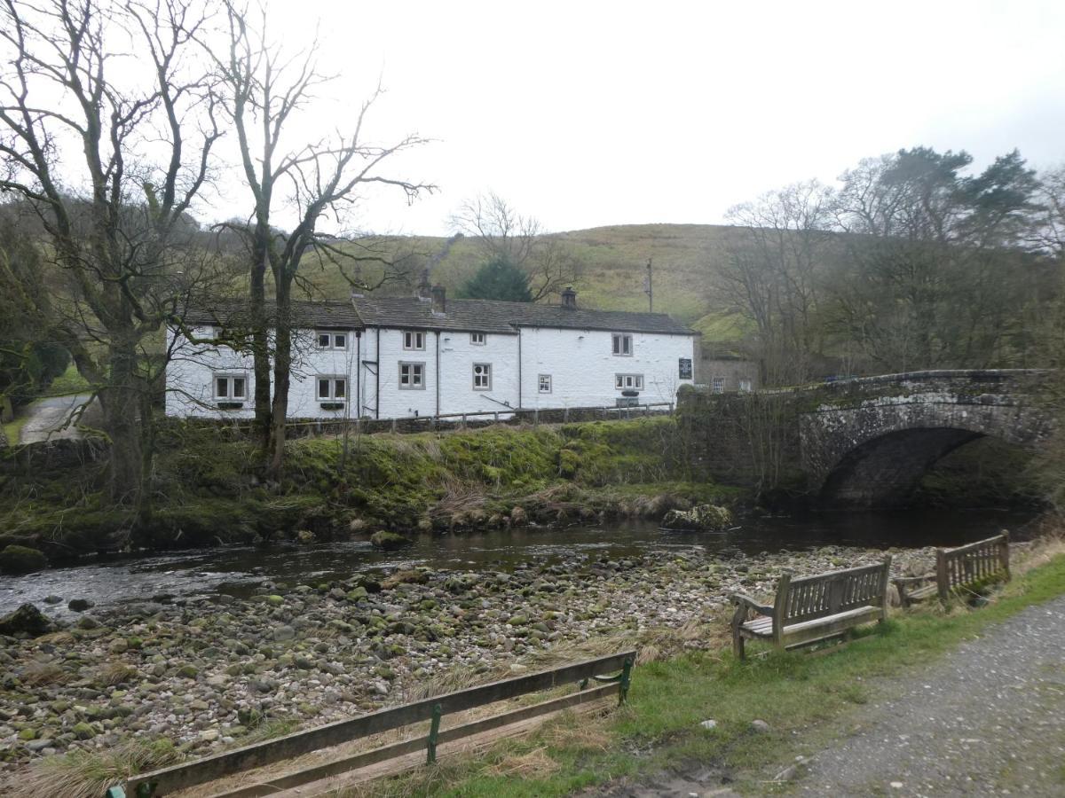 Inn The George