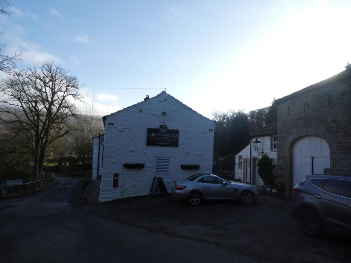 Inn The George