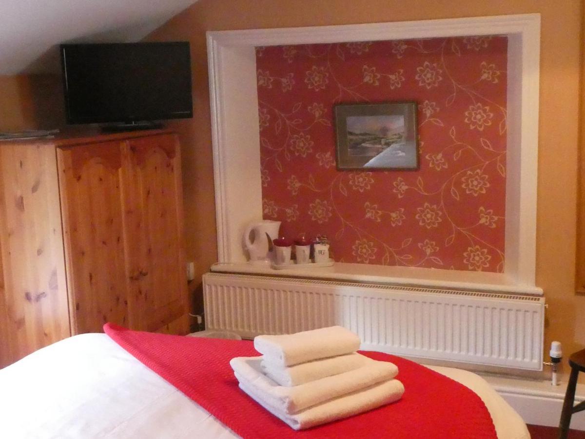 Inn The George