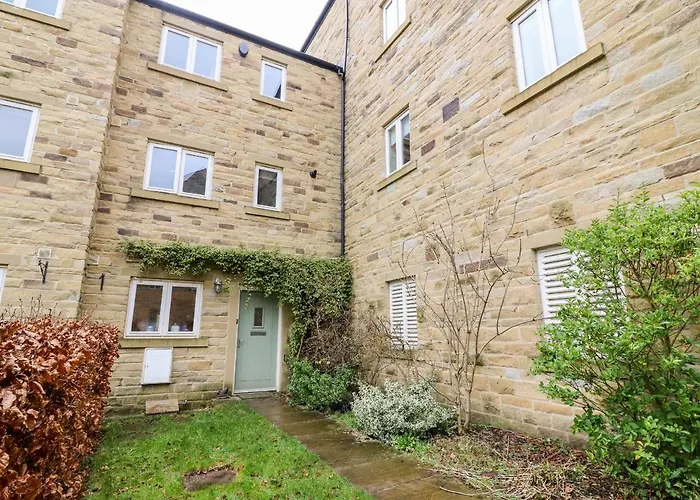 15 Tannery Lane