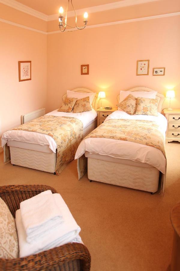 Hall 5* Cononley
