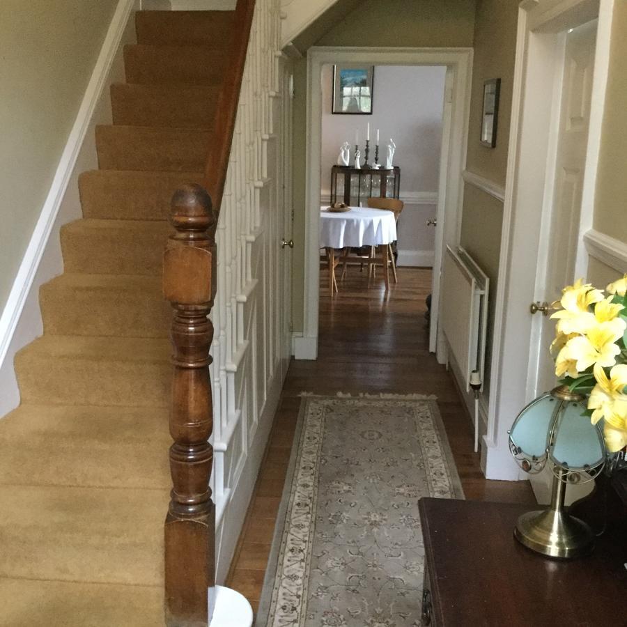 Bed & Breakfast Hall