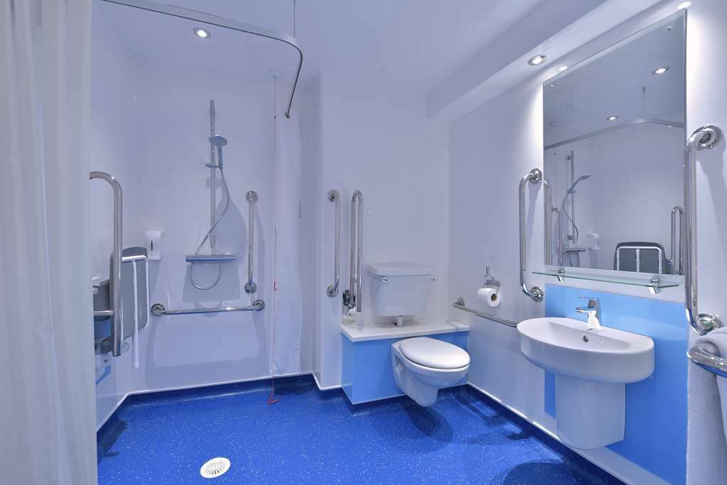 Travelodge 2*